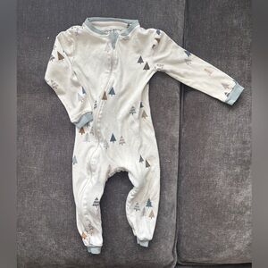 Zip-Front Baby Footed One-Piece in Soft Light Blue Tree Print